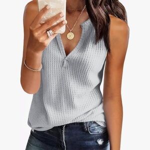 Never Worn Women's Gray Waffle Sleeveless Top